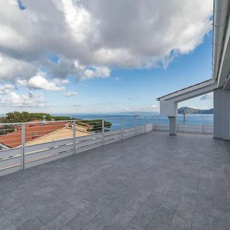 Aparthotel Padulella - Goelba