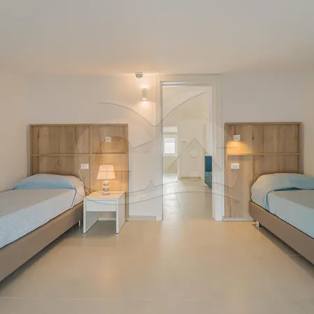 Padulella - Goelba 3*