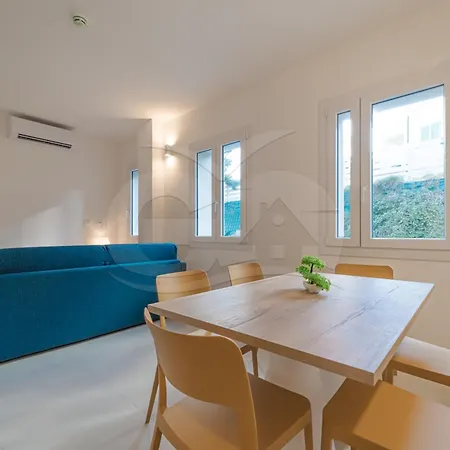 Lejlighedshotel Padulella - Goelba 3*